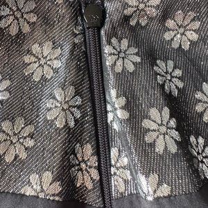 Dodo bar or, silver silk skirt with metal